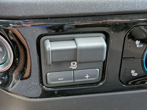 New 2026 GMC Sierra 1500 SLE w/ X31 Off-Road Package image 24