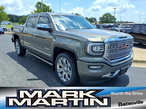 Used 2018 GMC Sierra 1500 Denali w/ Denali Ultimate Package AWD/4WD image 1