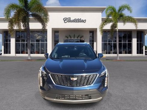 Used 2020 Cadillac XT4 Premium Luxury image 4