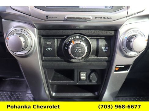 Used 2018 Toyota 4Runner SR5 Premium image 18