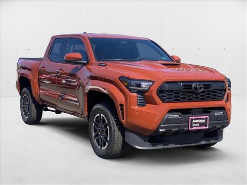 New 2025 Toyota Tacoma TRD Sport image 7