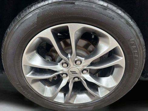 Used 2020 Dodge Durango GT image 29