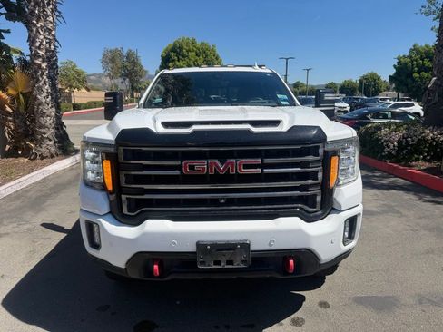 Used 2021 GMC Sierra 2500 AT4 w/ AT4 Preferred Package image 2