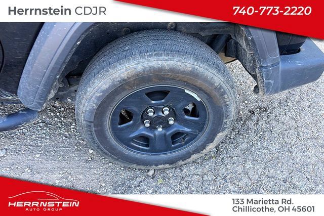 Used 2023 Jeep Wrangler Sport AWD/4WD image 12