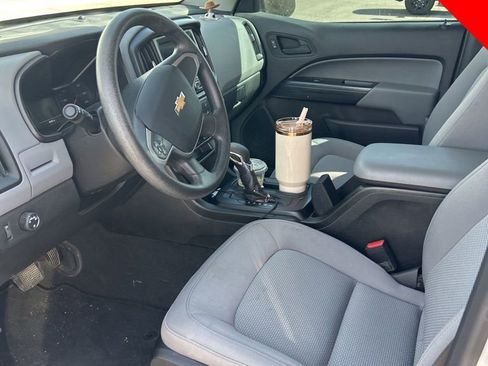 Certified 2022 Chevrolet Colorado W/T w/ WT Convenience Package image 7