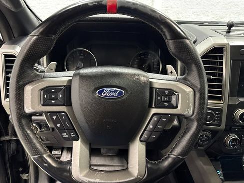 Used 2017 Ford F150 Raptor w/ Equipment Group 802A Luxury AWD/4WD image 22