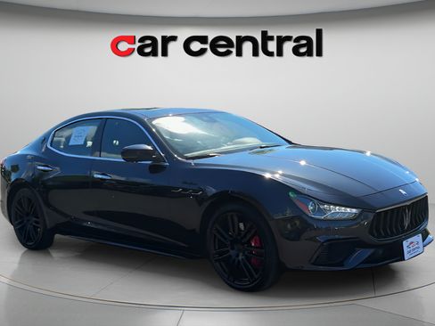Used 2022 Maserati Ghibli Modena Q4 AWD/4WD image 7
