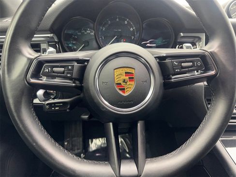 Used 2022 Porsche Macan image 56