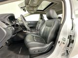 Used 2017 Nissan Sentra SR w/ SR Premium Technology Package image 4