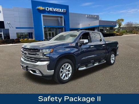 Used 2021 Chevrolet Silverado 1500 LTZ w/ LTZ Premium Package AWD/4WD image 3