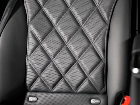 Used 2024 Mercedes-Benz Maybach S 580 Maybach S 580 4MATIC image 33