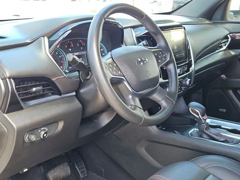 Certified 2023 Chevrolet Traverse RS w/ LPO, 'HIT The Road' Package FWD image 10