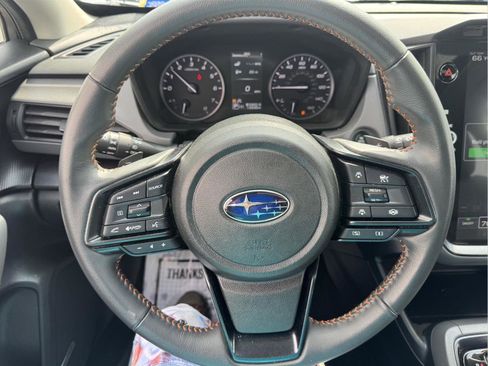 Used 2024 Subaru Crosstrek 2.5i Limited AWD/4WD image 18