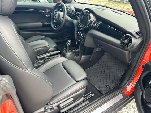 Used 2020 MINI Cooper Convertible w/ Premium Package FWD image 30