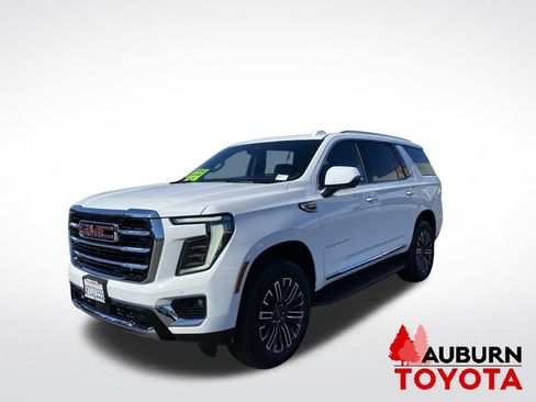 Used 2025 GMC Yukon Elevation AWD/4WD image 3