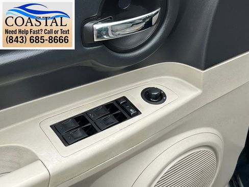 Used 2005 Dodge Magnum SE RWD image 8
