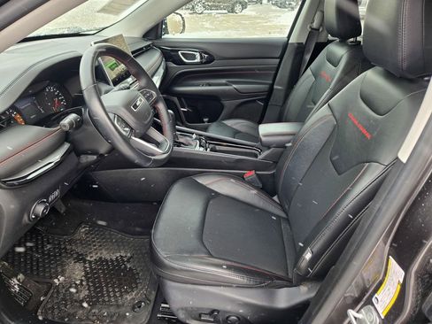 Used 2022 Jeep Compass Trailhawk w/ Trailhawk Convenience Group image 30