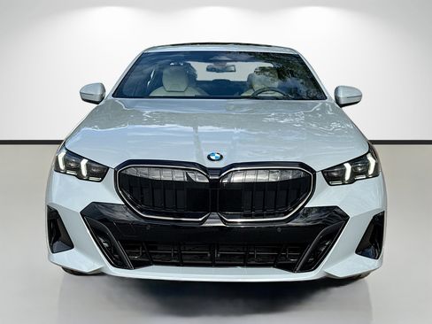 New 2026 BMW 530i w/ M Sport Package image 8