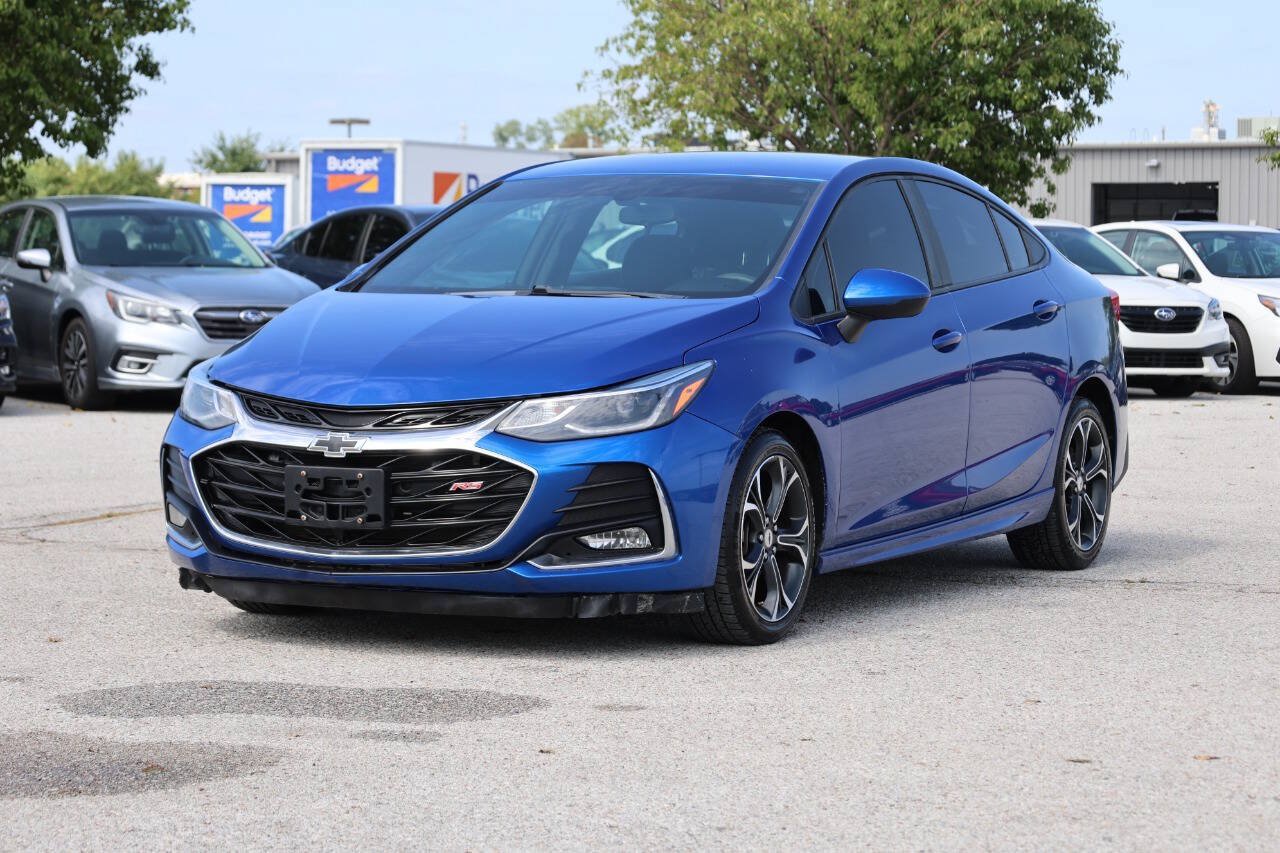Used 2019 Chevrolet Cruze LT w/ Convenience Package FWD image 6