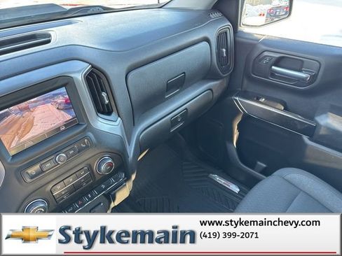 Used 2022 Chevrolet Silverado 1500 Custom Trail Boss w/ Midnight Edition image 45