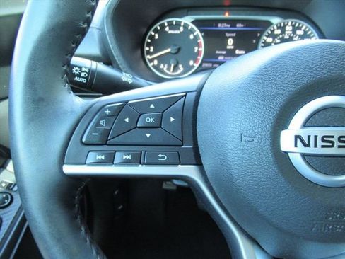 Used 2021 Nissan Sentra SV FWD image 22