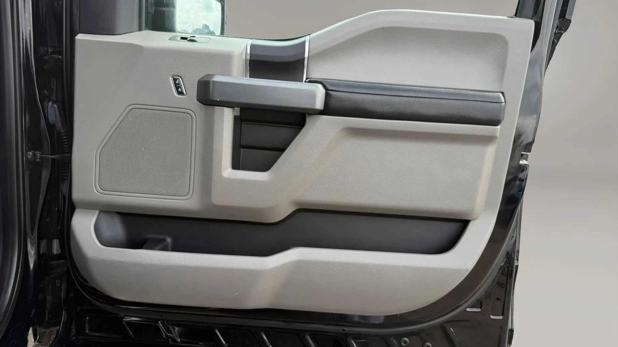Used 2018 Ford F150 XLT AWD/4WD image 29
