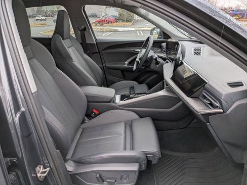 Certified 2025 Audi Q5 Prestige image 27