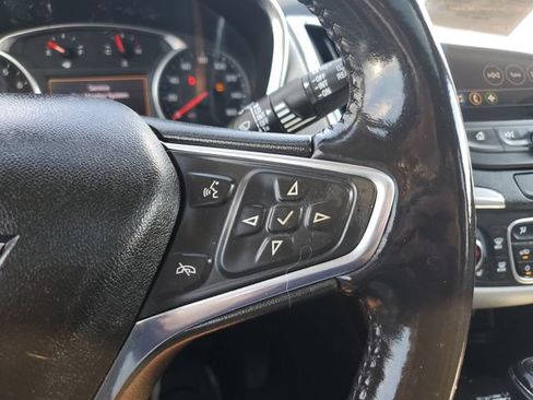 Used 2019 Chevrolet Equinox Premier AWD/4WD image 13