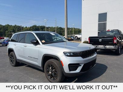 Used 2024 Jeep Grand Cherokee Altitude