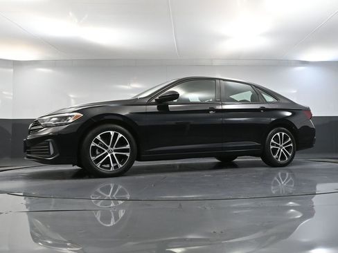 Used 2023 Volkswagen Jetta Sport image 51