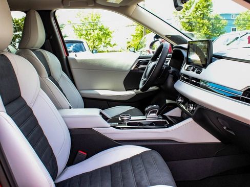 New 2025 Mitsubishi Outlander SE AWD/4WD image 42