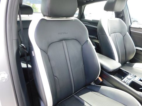 Used 2025 Kia K5 GT-Line w/ GT-Line Premium Package FWD image 19