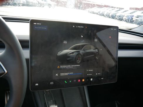 Used 2024 Tesla Model 3 Performance image 18