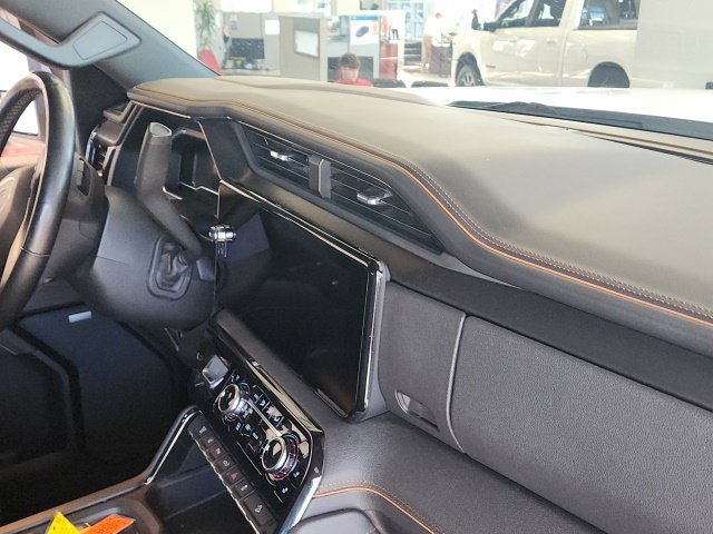 Used 2024 GMC Sierra 2500 AT4 w/ AT4 Premium Plus Package AWD/4WD image 23