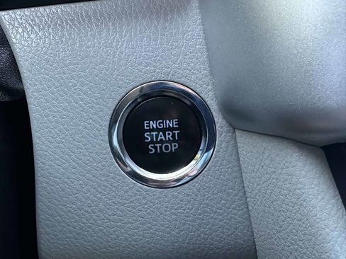 Used 2015 Toyota Highlander XLE FWD image 37