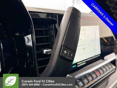 Used 2024 Chevrolet Silverado 2500 ZR2 w/ Technology Package AWD/4WD image 10