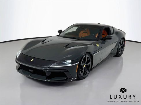 Used 2025 Ferrari 12Cilindri RWD image 4