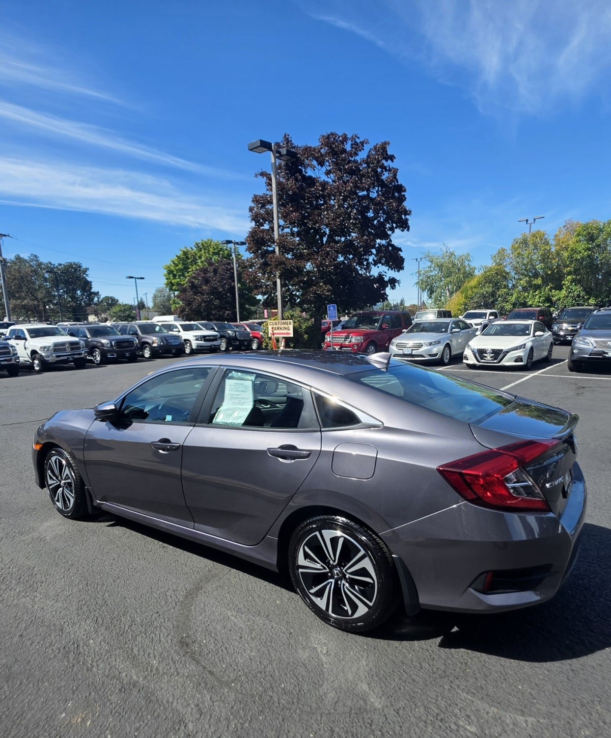 Used 2017 Honda Civic EX-L image 16