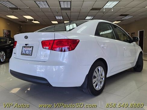 Used 2013 Kia Forte EX image 4