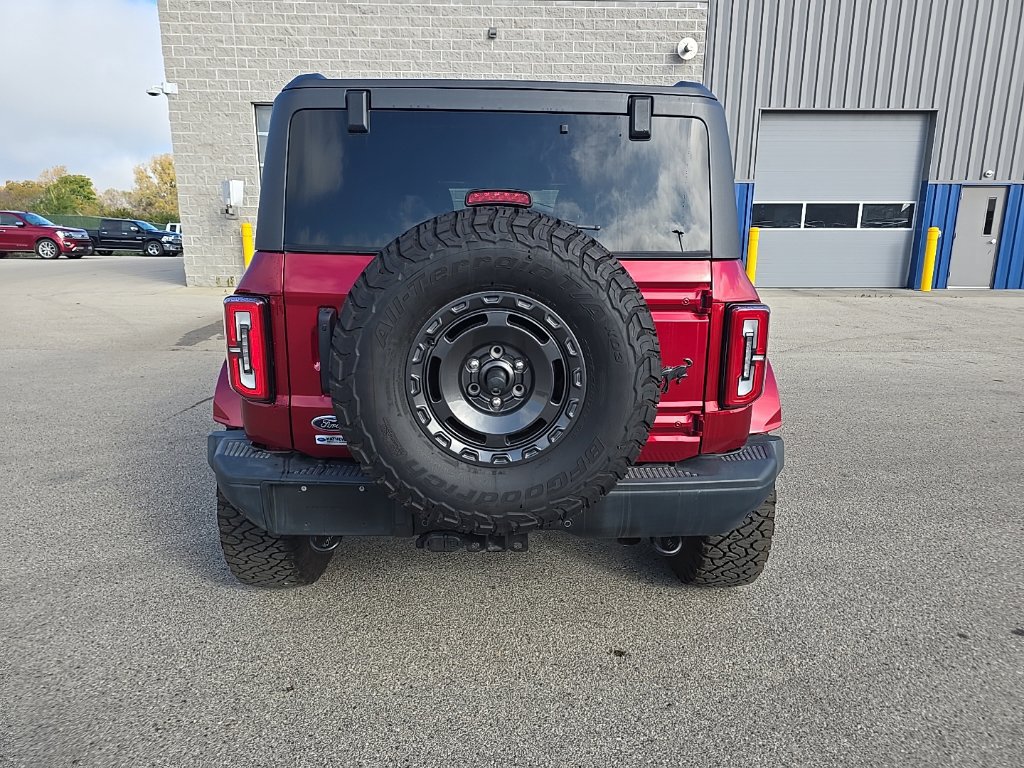 Used 2025 Ford Bronco Badlands w/ Sasquatch Package AWD/4WD image 5