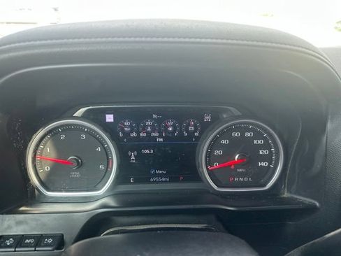 Used 2020 Chevrolet Silverado 2500 High Country w/ Technology Package AWD/4WD image 17