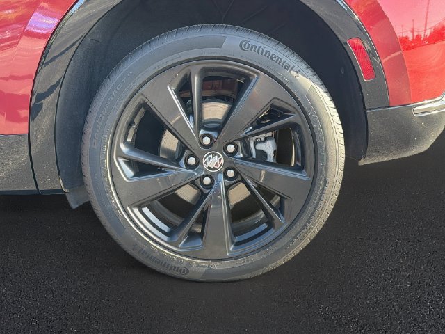 Used 2023 Buick Envision Preferred FWD image 30