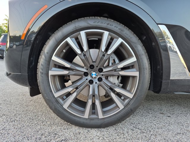 Used 2025 BMW X7 xDrive40i w/ Executive Package AWD/4WD image 13