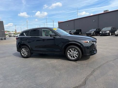 Used 2025 MAZDA CX-5 AWD 2.5 S w/ Preferred Package image 3