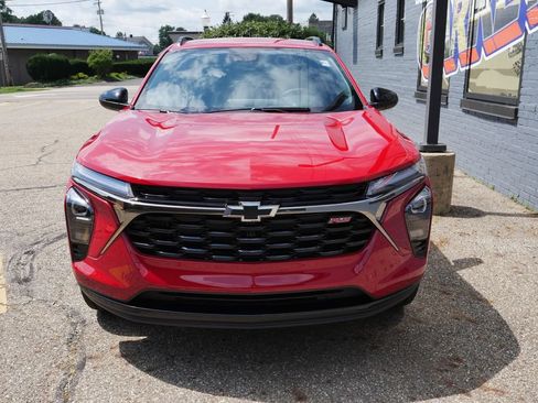 New 2026 Chevrolet Trax RS FWD image 28