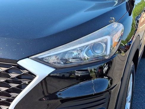 Used 2019 Hyundai Tucson SE AWD/4WD image 12