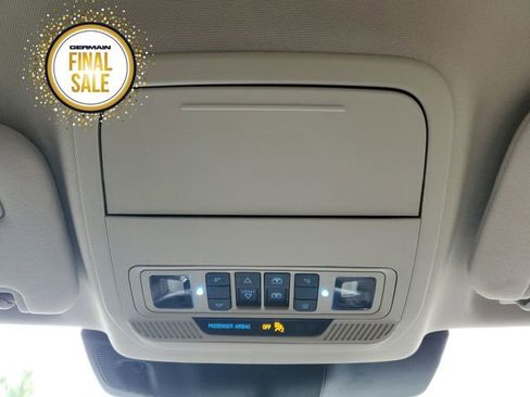 Used 2020 Ford Explorer Platinum w/ Premium Technology Package image 30