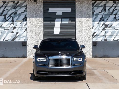 Used 2020 Rolls-Royce Wraith image 3