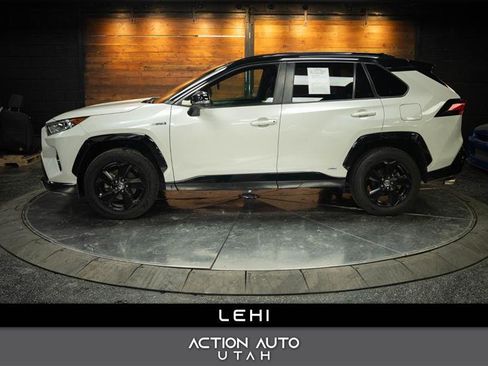 Used 2020 Toyota RAV4 XSE AWD/4WD image 1
