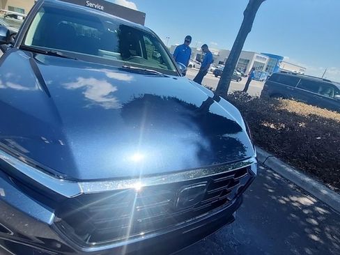 Used 2024 Honda CR-V EX-L image 5